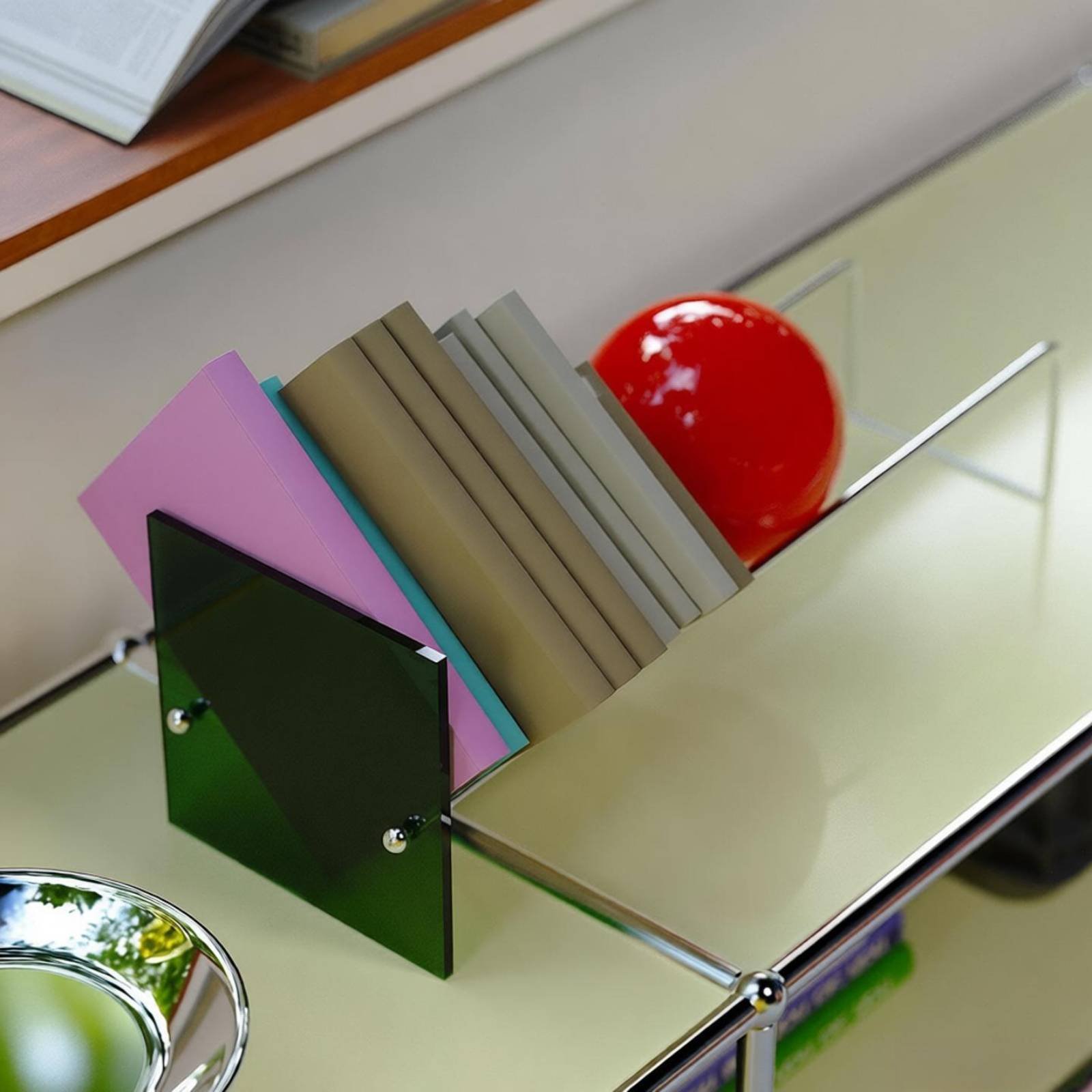 Aesthetic Bookend - حامل كتب أكريليك شفاف من الفولاذ