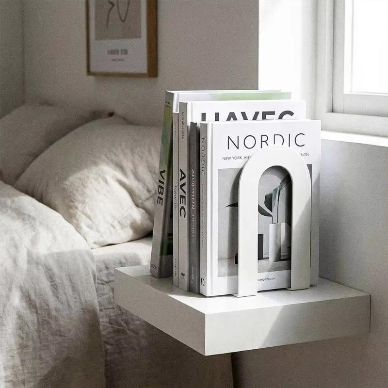 زوج من حاملات الكتب الحديدية ع - مراجعة Aesthetic Bookend وسعره