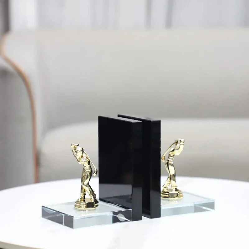 تمثال لاعب جولف ذهبي، زخارف تج - مراجعة Aesthetic Bookend وسعره